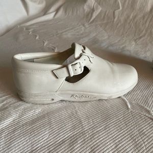 White leather nursing shoes
